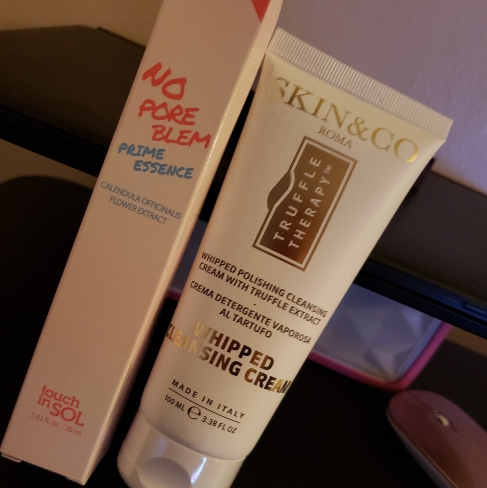 Primer and face wash